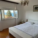 아파트 Spacious 2-room With Beautiful Sea View