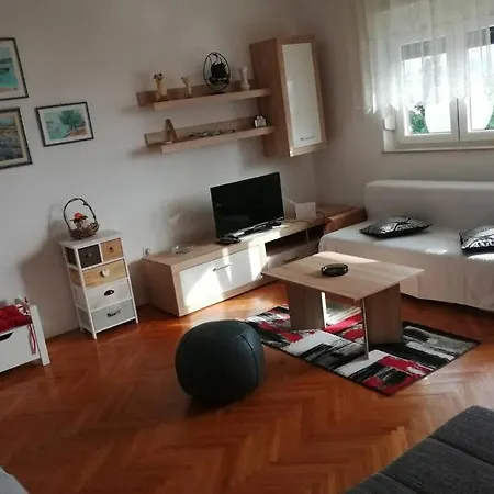 Spacious 2-room With Beautiful Sea View