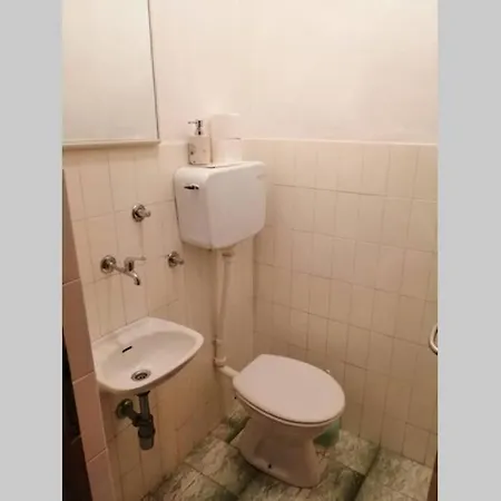 Spacious 2-room With Beautiful Sea View *