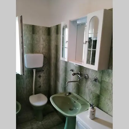 Spacious 2-room With Beautiful Sea View * Цриквеница
