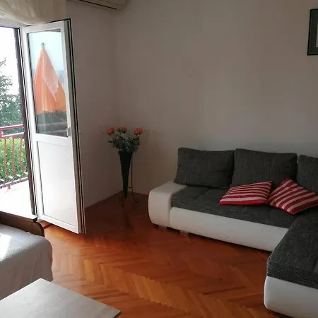 Spacious 2-room With Beautiful Sea View Crikvenica